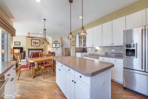 295 Stonegate Rd, Algonquin, IL 60102 photo 11