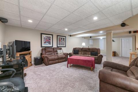 295 Stonegate Rd, Algonquin, IL 60102 photo 22