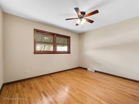 7326 Summit Rd, Darien, IL 60561 photo 10