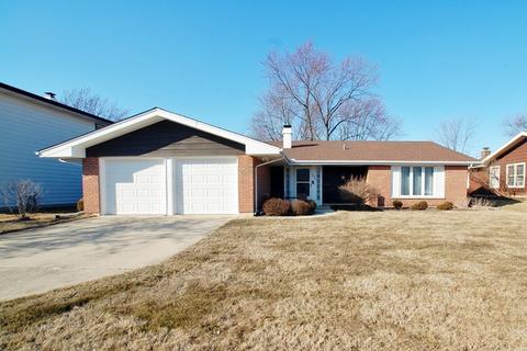 1070 Mayfield Ln, Hoffman Estates, IL 60169 photo 1