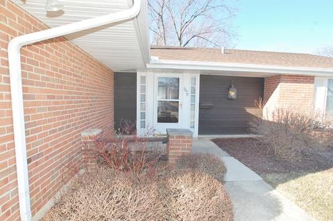 1070 Mayfield Ln, Hoffman Estates, IL 60169 photo 2
