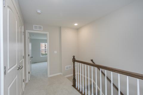 1180 Colfax Ave, Des Plaines, IL 60016 photo 14