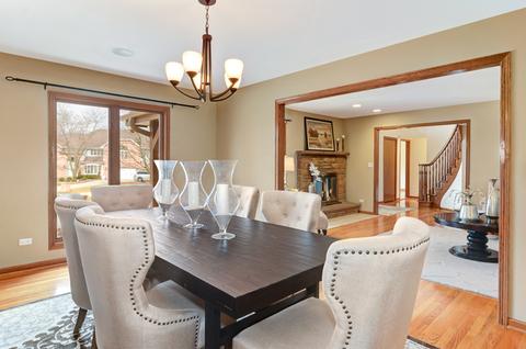 7815 Circle Dr, Burr Ridge, IL 60527 photo 5