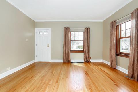 969 E Prairie Ave, Des Plaines, IL 60016 photo 6