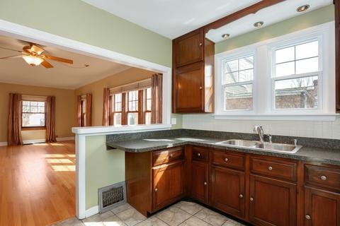 969 E Prairie Ave, Des Plaines, IL 60016 photo 9
