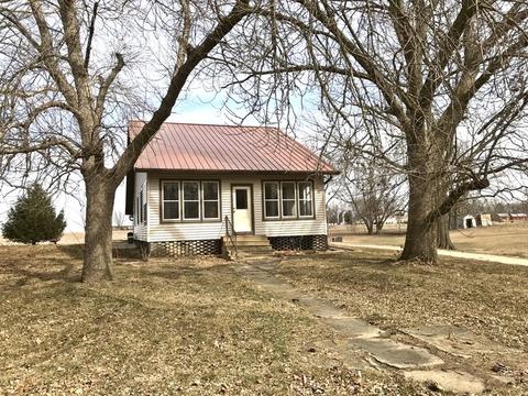417 W Maple St, Malden, IL 61337 photo 1