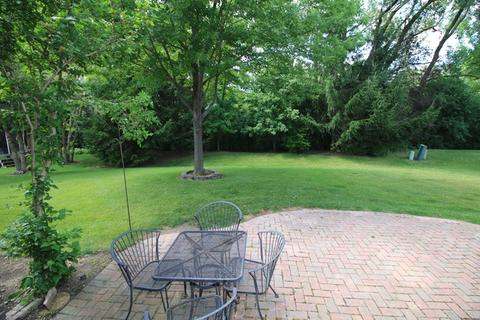650 Middleton Ln, Des Plaines, IL 60016 photo 16