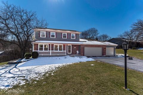 1221 Surrey Ct, Algonquin, IL 60102 photo 1