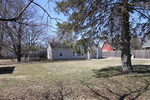 218 S Lyle Ave, Elgin, IL 60123 photo 3