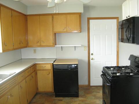 4 Richard St, Kankakee, IL 60901 photo 3