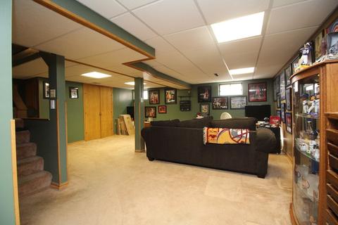 887 Cookane Ave, Elgin, IL 60120 photo 13