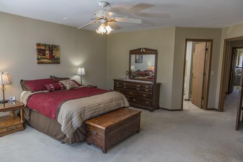 246 N Crest Ave, Bartlett, IL 60103 photo 8