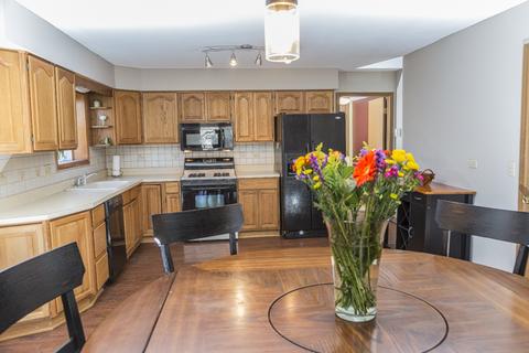 246 N Crest Ave, Bartlett, IL 60103 photo 6
