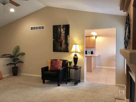 628 Sedgegrass Dr, Champaign, IL 61822 photo 2