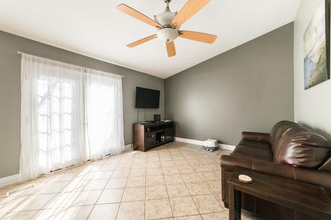 1207 S Appletree Ln, Bartlett, IL 60103 photo 18