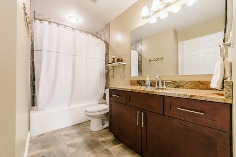 1207 S Appletree Ln, Bartlett, IL 60103 photo 28
