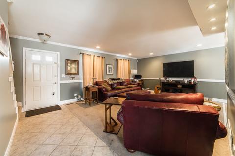 1207 S Appletree Ln, Bartlett, IL 60103 photo 6
