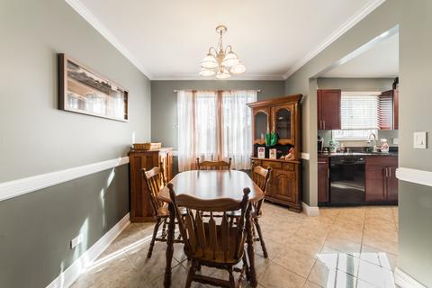 1207 S Appletree Ln, Bartlett, IL 60103 photo 8