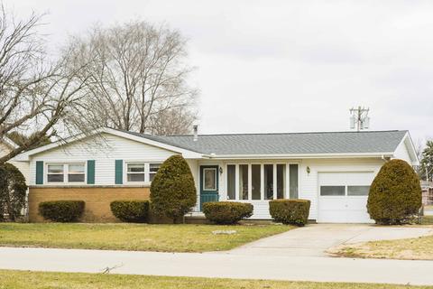 1509 Gates Dr, Rantoul, IL 61866 photo 1