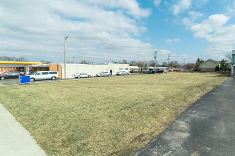 429 S Addison Rd, Addison, IL 60101 photo 2