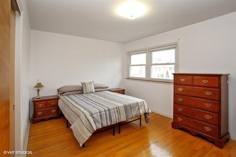 1208 W Sunset Rd, Mount Prospect, IL 60056 photo 10