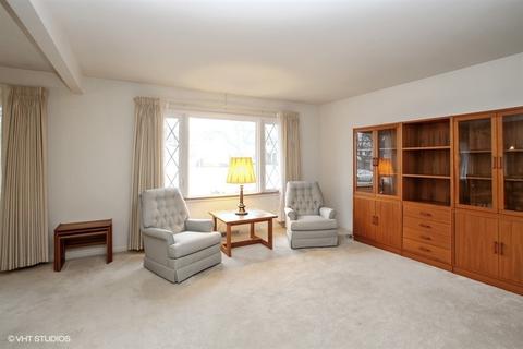 1208 W Sunset Rd, Mount Prospect, IL 60056 photo 3