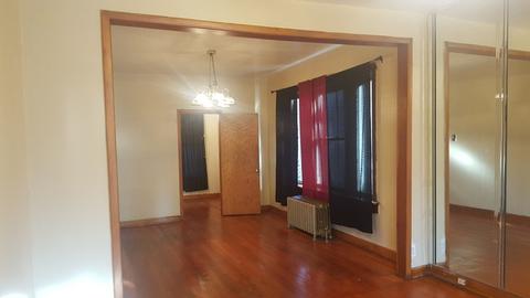 6435 S Artesian Ave, Chicago, IL 60629 photo 4
