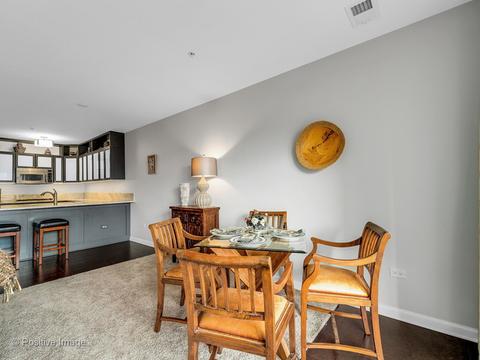 255 E Liberty Dr #606, Wheaton, IL 60187 photo 11