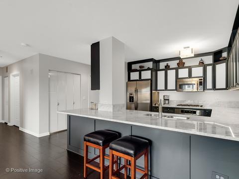 255 E Liberty Dr #606, Wheaton, IL 60187 photo 6