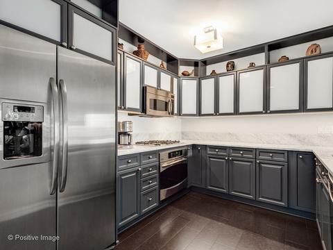 255 E Liberty Dr #606, Wheaton, IL 60187 photo 9