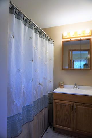 310 Willow Rd, Lakemoor, IL 60051 photo 18
