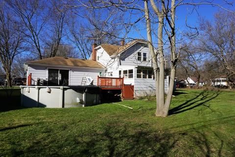 310 Willow Rd, Lakemoor, IL 60051 photo 3