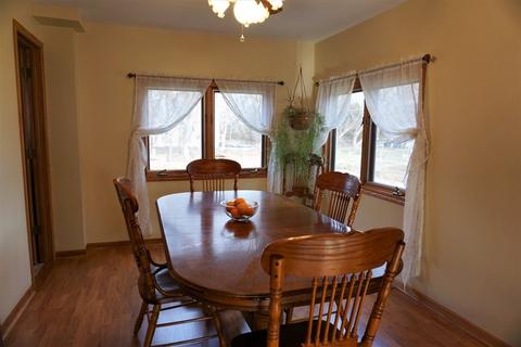 310 Willow Rd, Lakemoor, IL 60051 photo 8