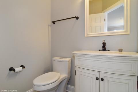 5911 Mackinac Ln, Hoffman Estates, IL 60192 photo 11