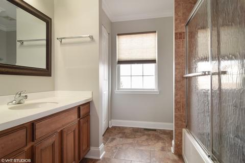 5911 Mackinac Ln, Hoffman Estates, IL 60192 photo 17