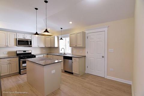 104 Oliver St, Bartlett, IL 60103 photo 6