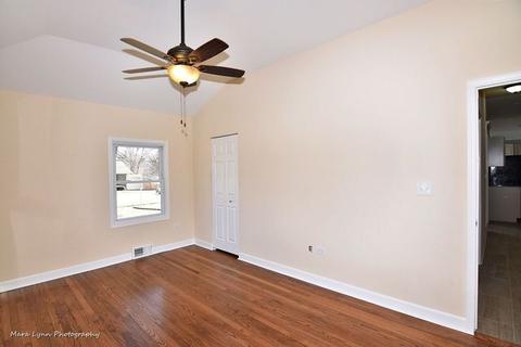 104 Oliver St, Bartlett, IL 60103 photo 13