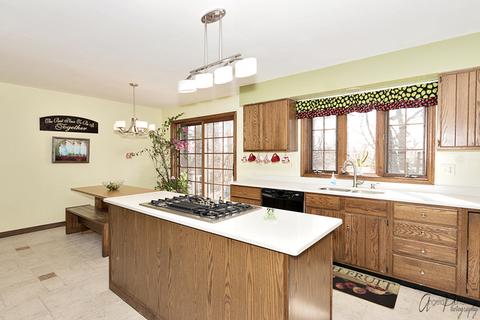 2404 Bennington Ln, Mchenry, IL 60050 photo 11