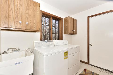 2404 Bennington Ln, Mchenry, IL 60050 photo 16