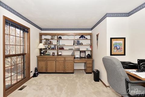 2404 Bennington Ln, Mchenry, IL 60050 photo 5