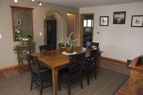 516 E High St, Morrison, IL 61270 photo 6