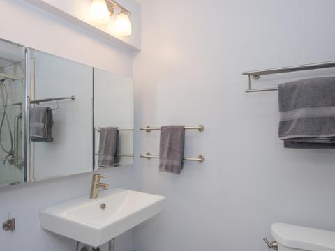 1333 Maple Ave #2E, Evanston, IL 60201 photo 14