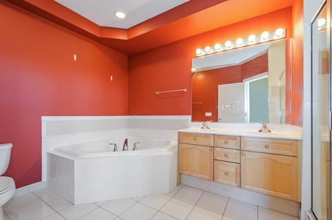 1135 E Prairie Ave, Des Plaines, IL 60016 photo 10