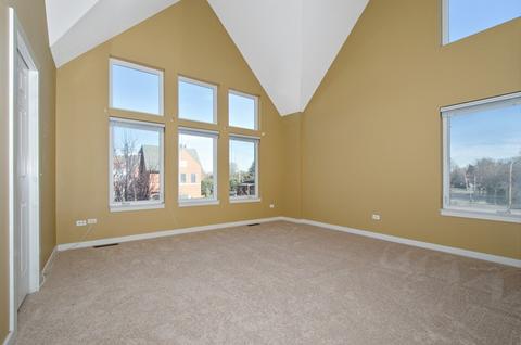 1135 E Prairie Ave, Des Plaines, IL 60016 photo 9