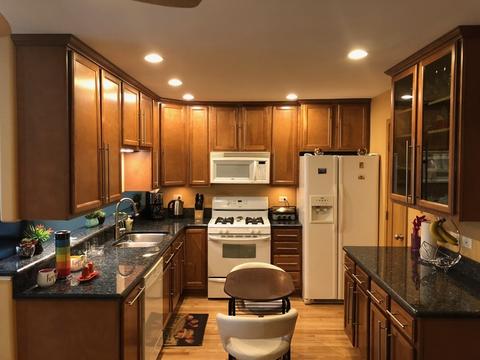 8207 Daniel Dr, Justice, IL 60458 photo 5