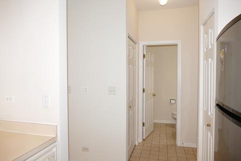 2464 Georgetown Cir, Aurora, IL 60503 photo 8