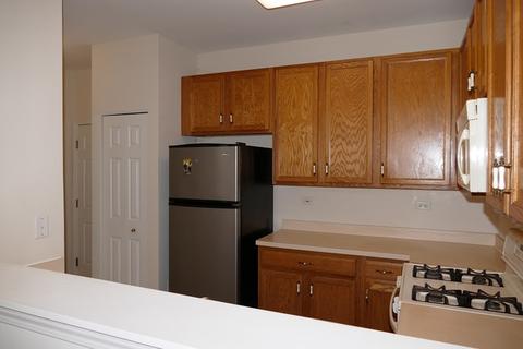 2464 Georgetown Cir, Aurora, IL 60503 photo 5