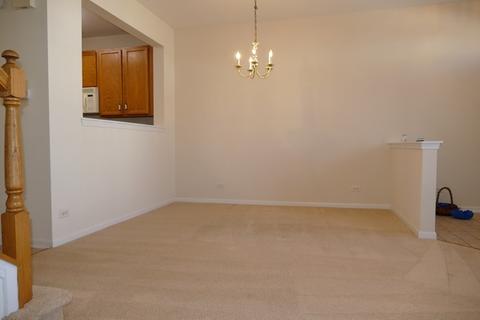 2464 Georgetown Cir, Aurora, IL 60503 photo 3