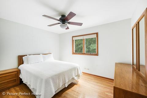 6245 Squire Ln, Willowbrook, IL 60527 photo 18