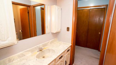 809 Cypress Ct, Roselle, IL 60172 photo 12